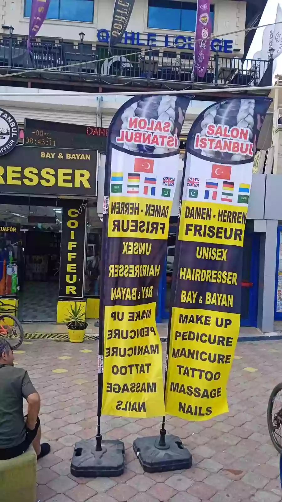 bay-bayan-kuaforu-yelken-bayragi